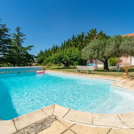 La Coustonne . Piscine&animaux Hébergement de vacances Valréas